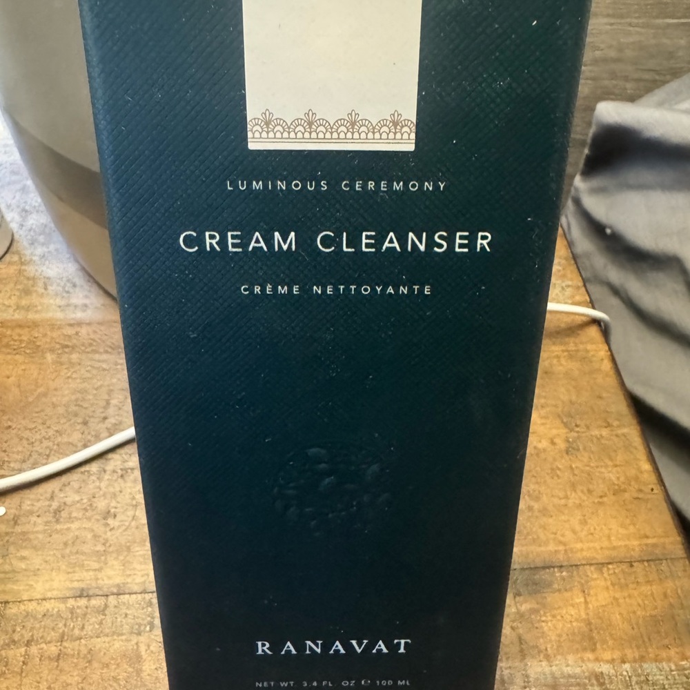 Luminous Ceremony Cream Cleanser - Green